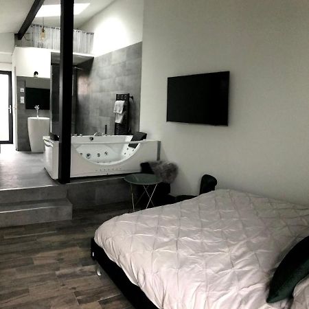 Hotel Amo Hotes à Les Sorinières Extérieur photo